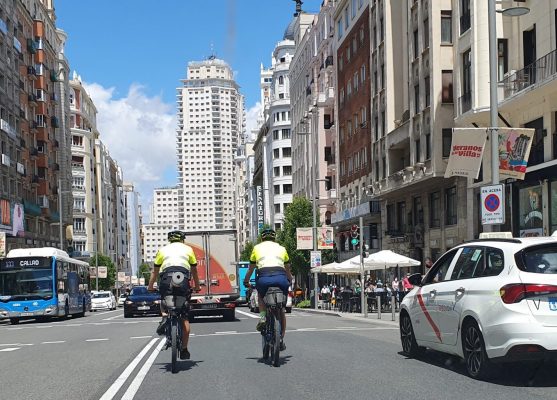 5 Nueva Piel de GranVía Agentes de Movilidad en bici